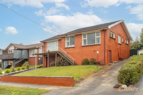 Property photo of 16 Coomera Crescent Miandetta TAS 7310
