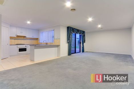 Property photo of 19 Stephellen Way Cranbourne West VIC 3977