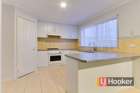 Property photo of 19 Stephellen Way Cranbourne West VIC 3977