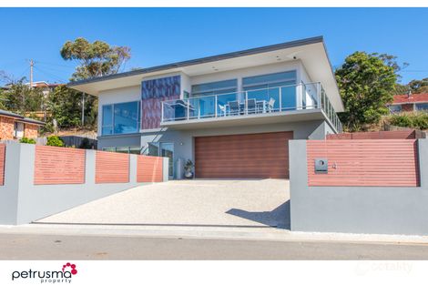 4 Simmons Ct, Lindisfarne, TAS 7015