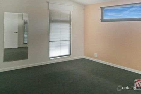 Property photo of 2 Crispe Street Reservoir VIC 3073