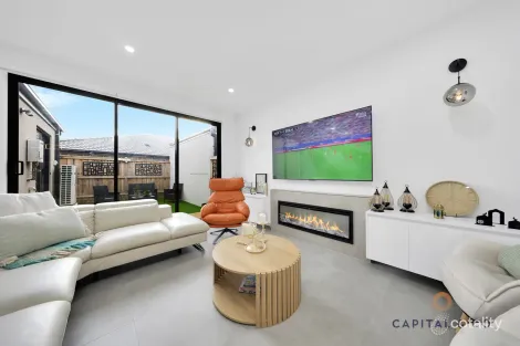 Property photo of 6 Coolangatta Drive Mickleham VIC 3064