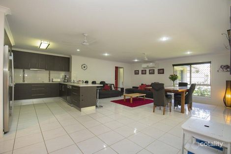 Property photo of 26 Burnett Heads Road Burnett Heads QLD 4670