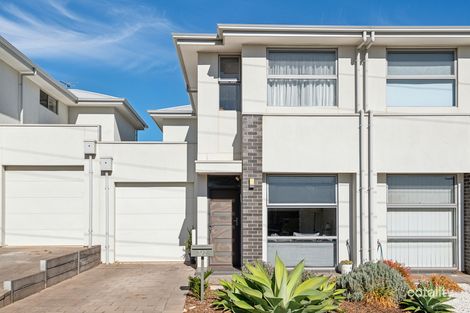 Property photo of 3/2 Old Creek Road Christies Beach SA 5165