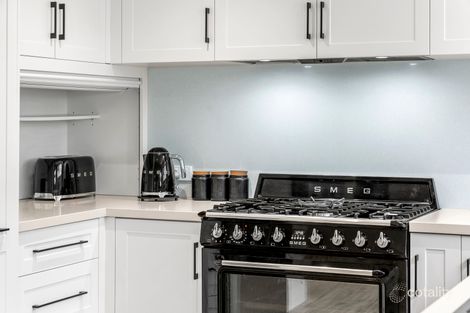 Property photo of 19 Darling Court Sunbury VIC 3429