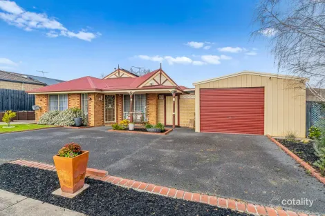 Property photo of 2 Lady Emily Way Skye VIC 3977