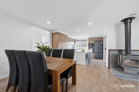Property photo of 3 The Avenue Armidale NSW 2350