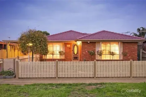 Property photo of 23 Thoroughbred Avenue Werribee VIC 3030