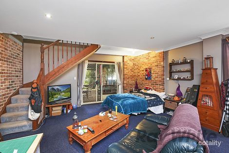 Property photo of 452 Tuggerawong Road Tuggerawong NSW 2259