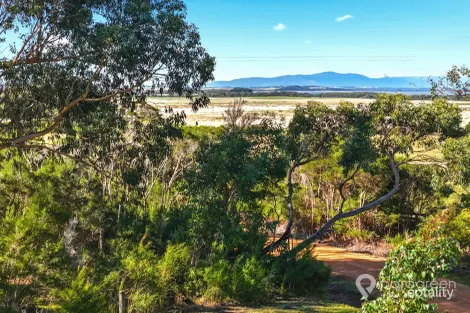 14 Mathers Rd E, Fish Creek, VIC 3959