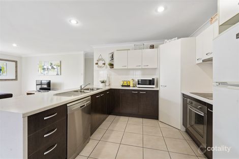 Property photo of 6 Huon Drive Glenvale QLD 4350