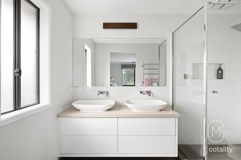 Property photo of 4 Landridge Street Doreen VIC 3754