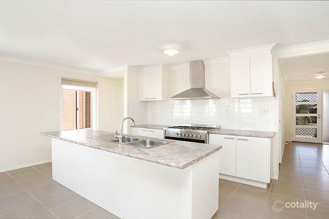 Property photo of 19 Viewhill Road Kilmore VIC 3764