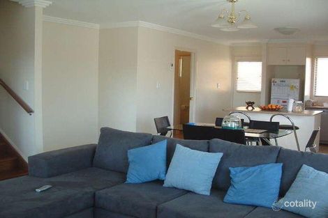 Property photo of 3/1 Cossart Street Centenary Heights QLD 4350