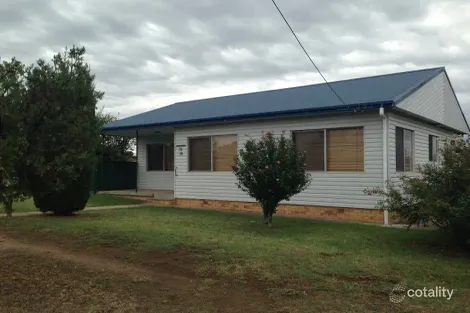 Property photo of 10 Edgeroy Street South Tamworth NSW 2340
