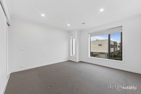 Property photo of 37 Skeggs Crescent Heidelberg Heights VIC 3081