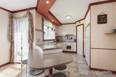 Property photo of 18 The Briars Mooroolbark VIC 3138