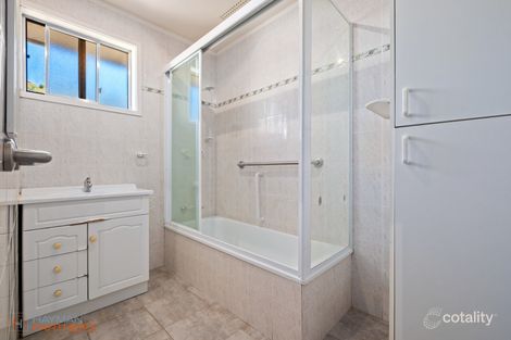 Property photo of 28 Macfarland Crescent Chifley ACT 2606