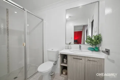 Property photo of 18 Emerson Close Durack QLD 4077