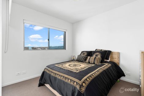 Property photo of 1702/397 Christine Avenue Varsity Lakes QLD 4227