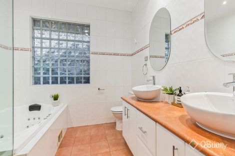 Property photo of 4 Shelford Court Cheltenham VIC 3192