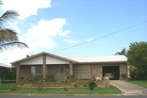 384 Farm St, Norman Gardens, QLD 4701