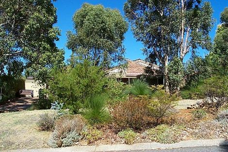 3 Oberon Gr, Mount Nasura, WA 6112