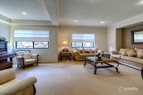 Property photo of 18 Polaris Place Bridgeman Downs QLD 4035