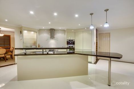 Property photo of 60 Sunset Place Carindale QLD 4152