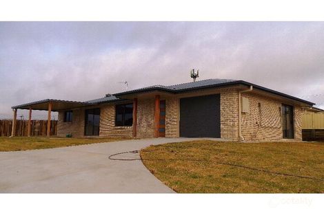 6 Lookout Pl, Rosenthal Heights, QLD 4370