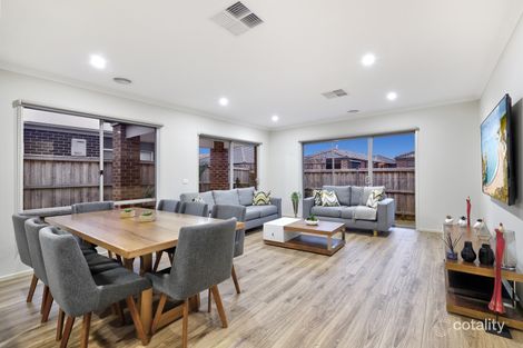 Property photo of 13 Gossamer Way Mickleham VIC 3064