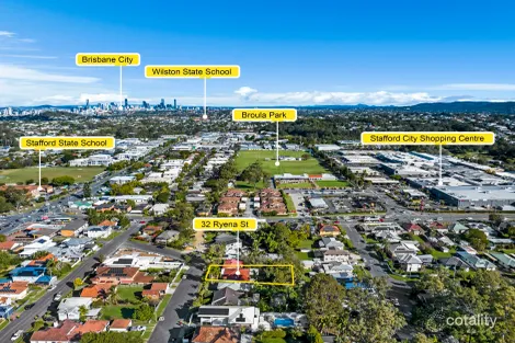 32 Ryena St, Stafford, QLD 4053