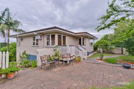 9 Sarina St, Stafford Heights, QLD 4053