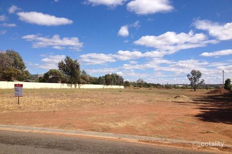 15 Melville Cres, Griffith, NSW 2680