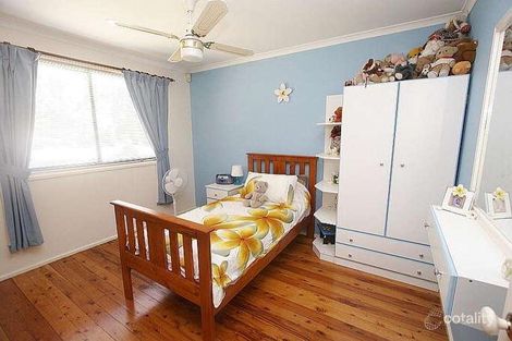 Property photo of 21 Horseshoe Circuit St Clair NSW 2759