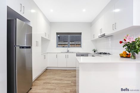 Property photo of 6/4 Neimur Avenue Deer Park VIC 3023