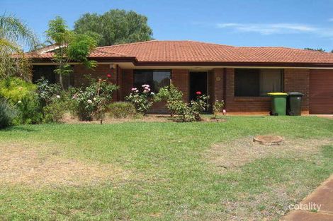 11 Mclure Cl, Parmelia, WA 6167