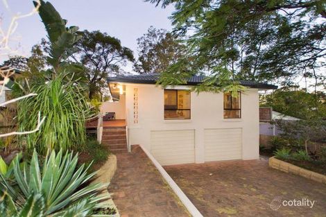 4 Robyn St, Chapel Hill, QLD 4069