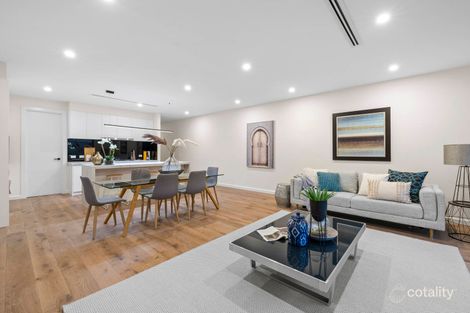 Property photo of 29B Parkmore Road Bentleigh East VIC 3165