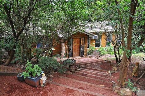 6 Fern Glen Ave, Mount Dandenong, VIC 3767