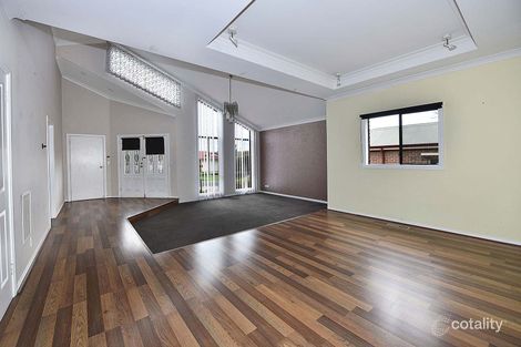 Property photo of 13 Collins Close Keilor East VIC 3033