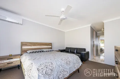 Property photo of 82 Blackbutt Grove Gabbadah WA 6041