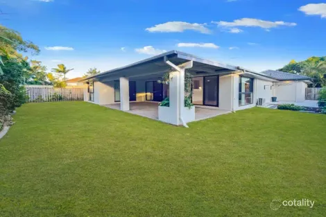4 Waterhen Ct, Pelican Waters, QLD 4551