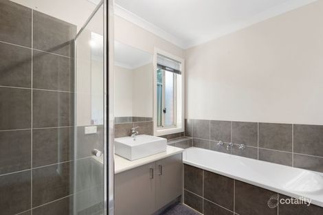 Property photo of 1 Sundew Drive Kangaroo Flat VIC 3555