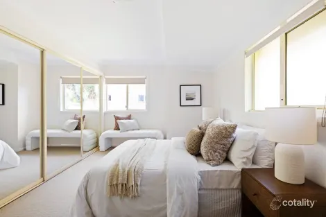 Property photo of 3/4 Suwarrow Street Fairlight NSW 2094