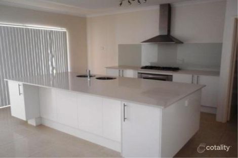 Property photo of 37 Topsail Loop Alkimos WA 6038