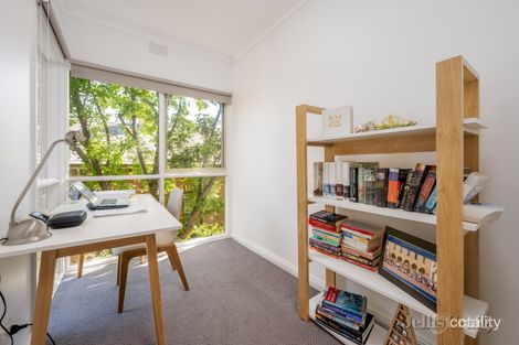 Property photo of 1/12 Wattle Valley Road Canterbury VIC 3126