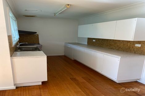 Property photo of 34 Highland Avenue Hampton Park VIC 3976