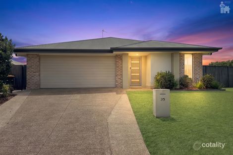 35 Santa Maria Ave, Urraween, QLD 4655