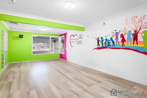 Property photo of 8 Atlanta Place Casula NSW 2170